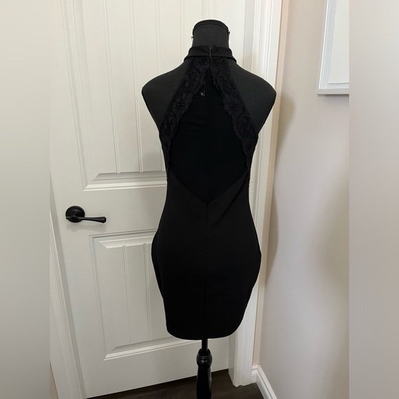 Super cute Mesh chest dress - Fitted large - Picture 2 of 8